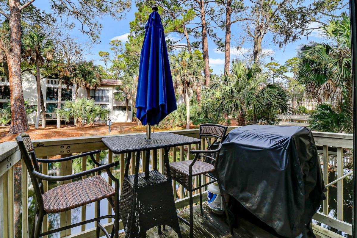 Lagoon View Villa 2 Bd 2 & One Half Bath Steps To The Beach Hilton Head Island Exterior photo